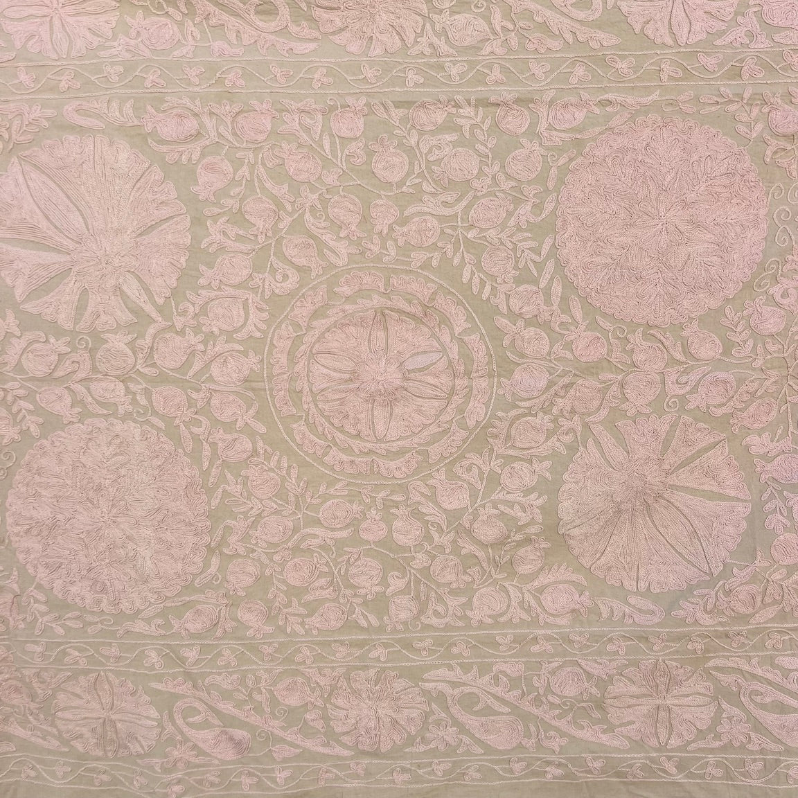 Plain Suzani N. 27
