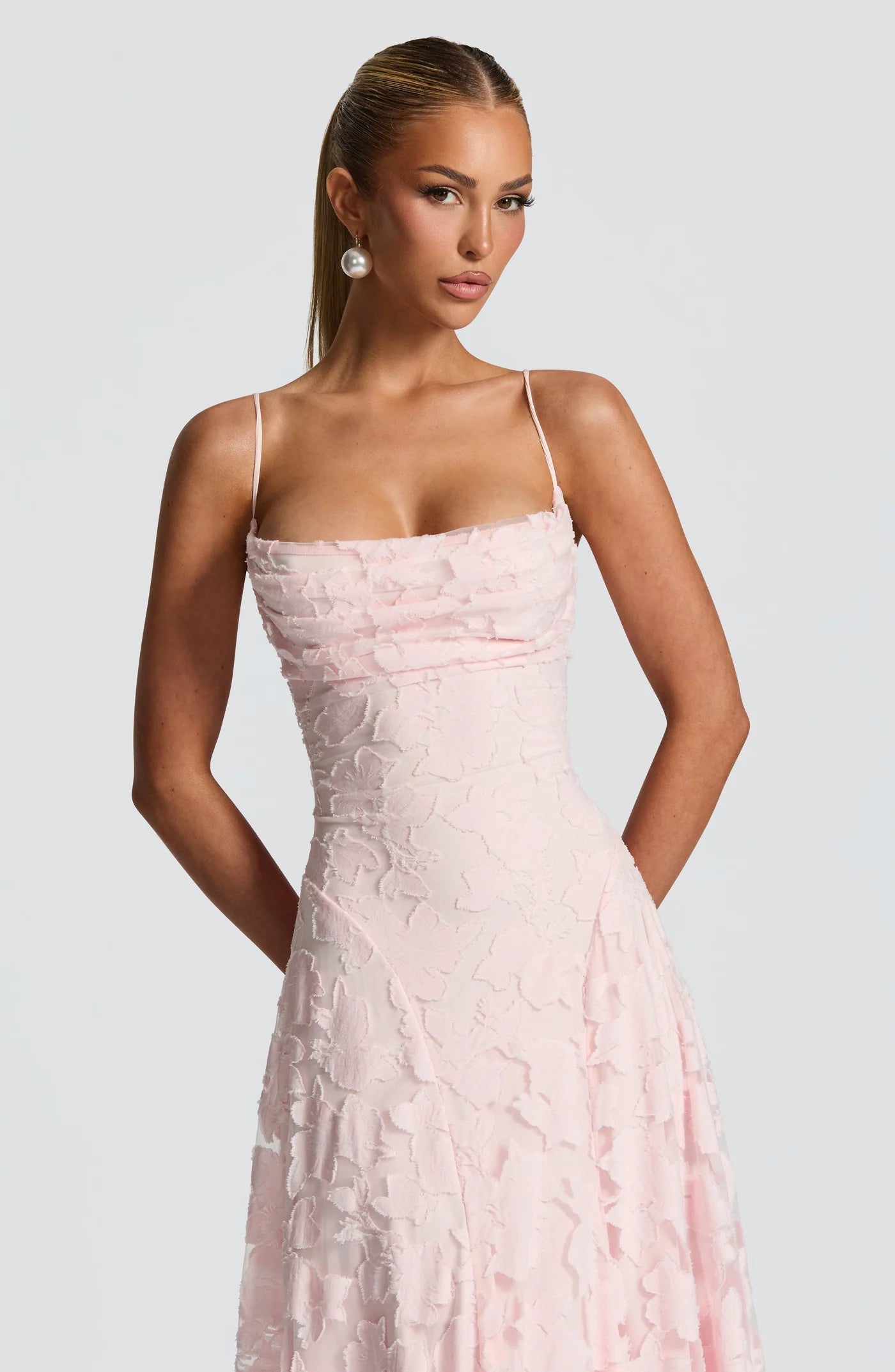 The Blooming Grace Gown – Burgundy Floral Lace Evening Dress