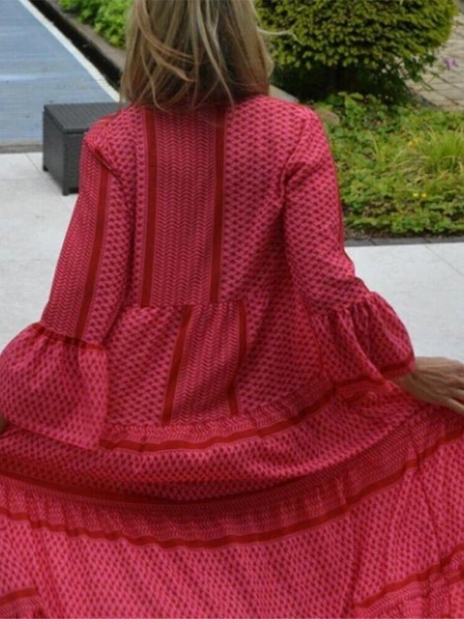 Women'S V-Neck Bell Sleeve Holiday Print Dress
