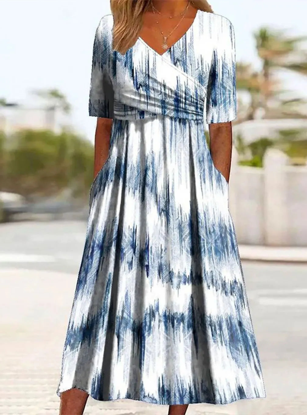 Women's Casual V-Neck Three-Quarter Sleeve Gradient Print Dress