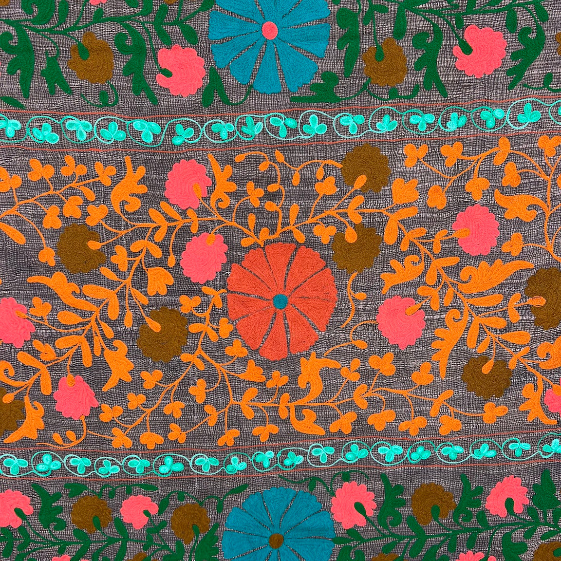 Multicolor Suzani N. 107